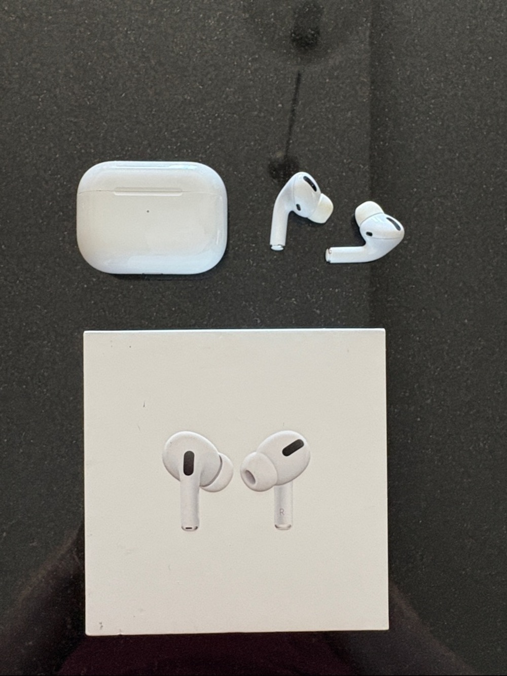 AirPods Pro Wireless Earbuds with Charging Case - White